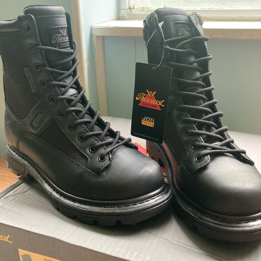 Thorogood Tactical boots Gen-Flex 2 Series 8” Size Zip. Size Men 6.5/Women 8.5